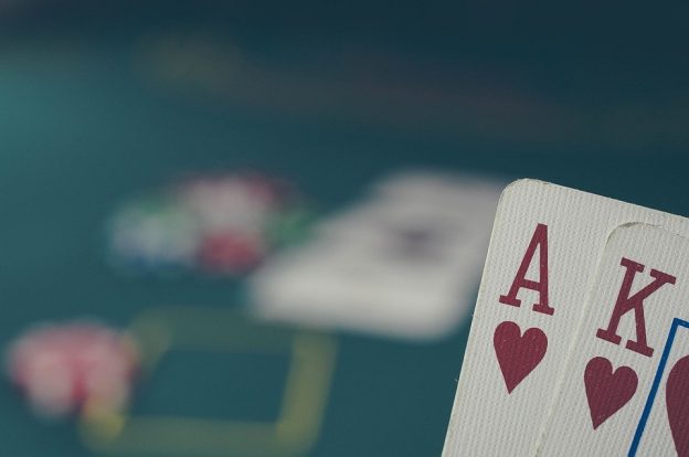 Speel je Blackjack online of offline?